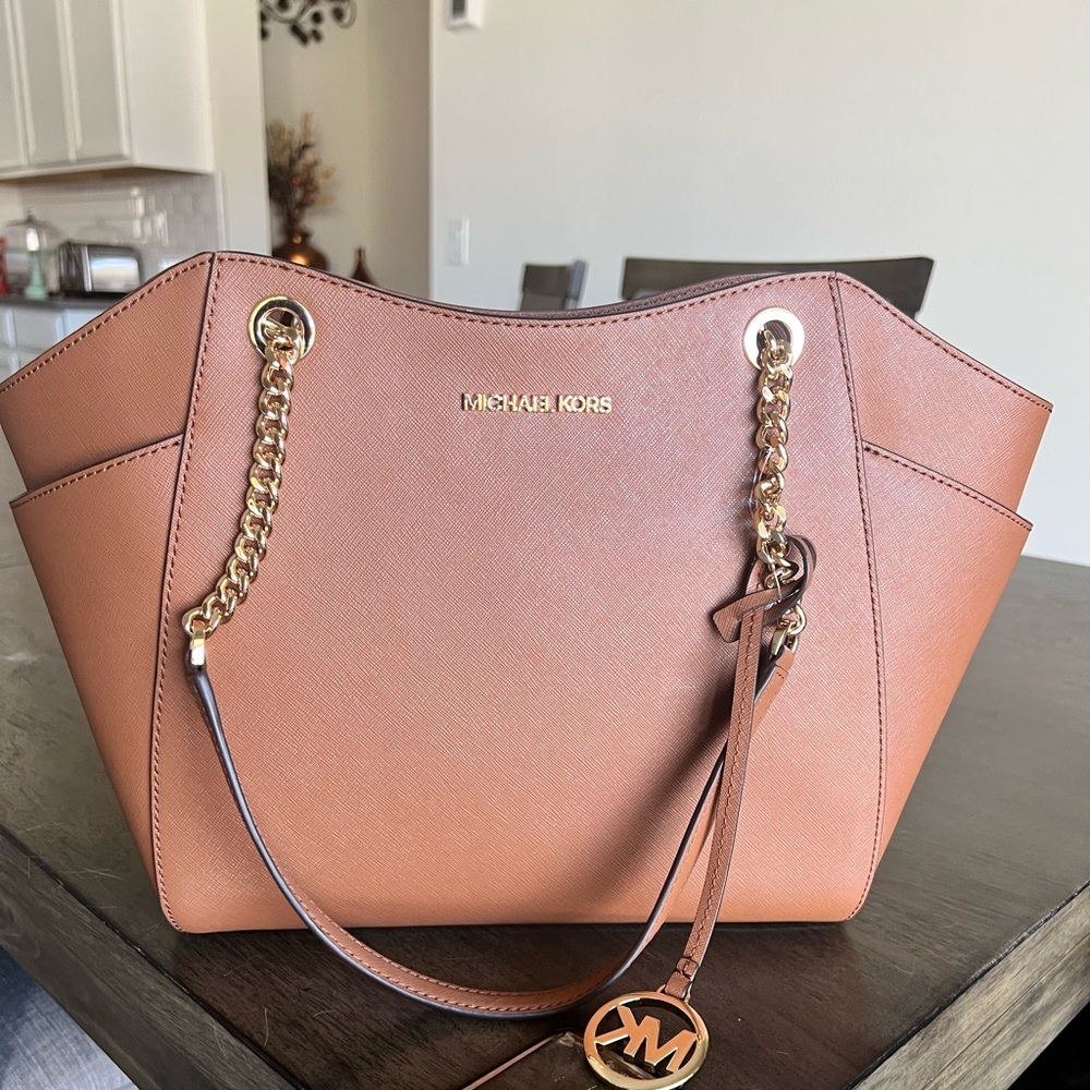 NWT Michael Kors Jet Set Travel Large Chain Shoulder Tote